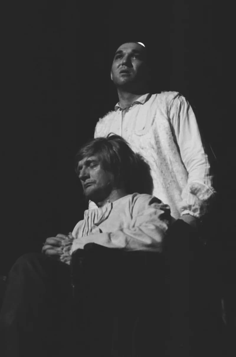 Tömöry Péter (r.), Tolnai Ottó: Paripacitrom 