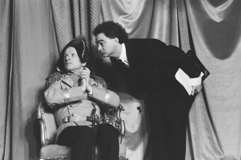 Rejtő: Kabaré (IV.)