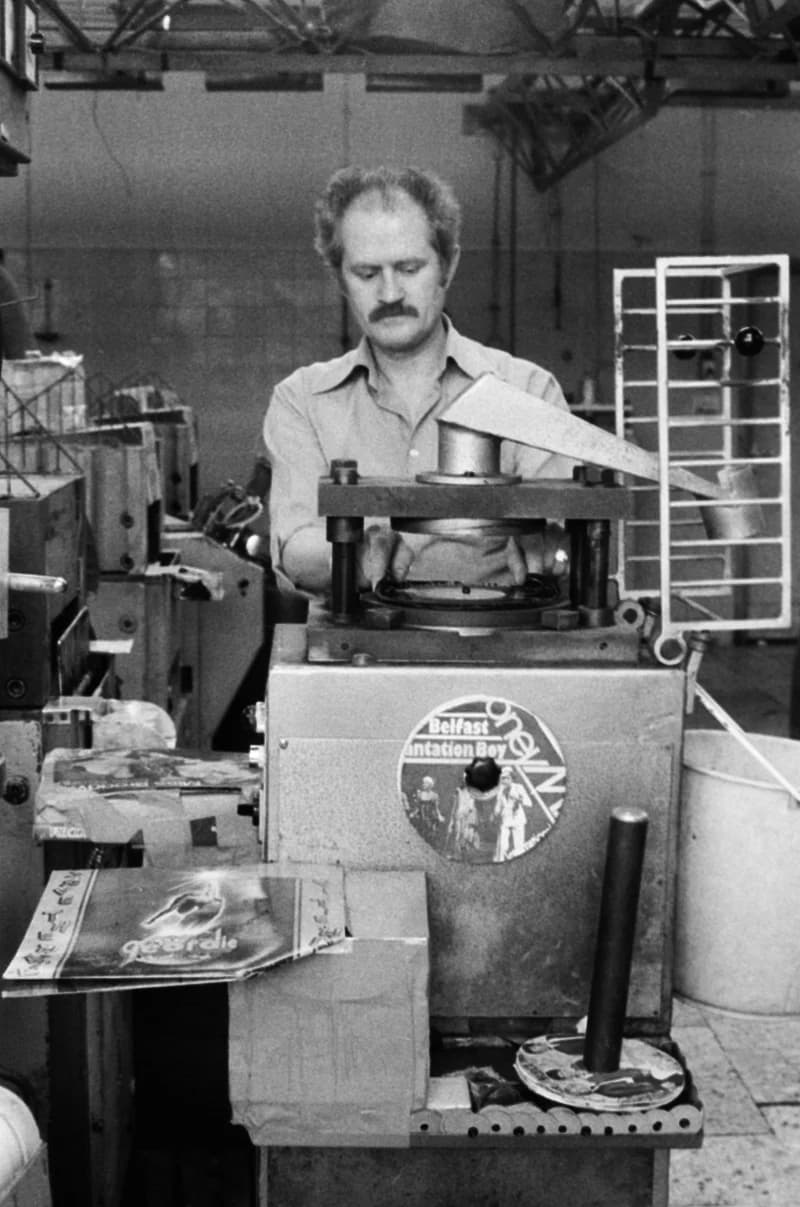 A Jugoton lemezgyárban