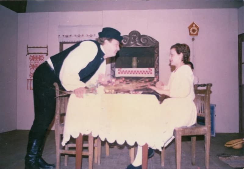 Az egyesület színjátszóinak előadása: Tamási Áron: Énekes madár