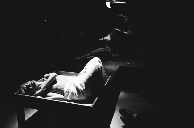 Tolnai: Izéke homokozója, Bayer II.