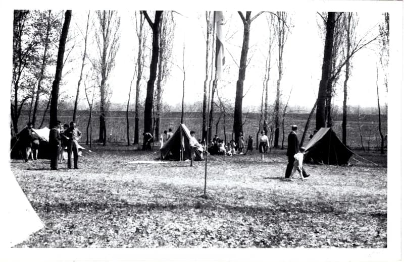 A felderítők tábora május 1-én