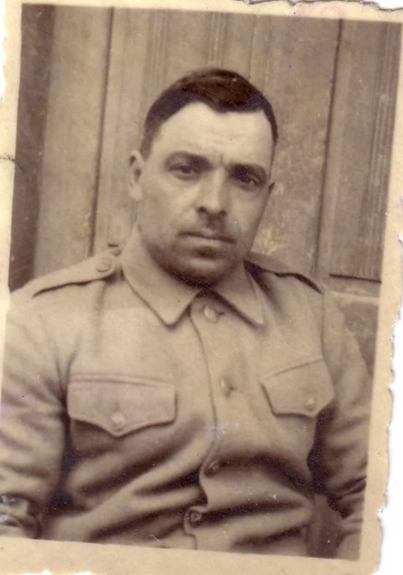 Beszédes József katona