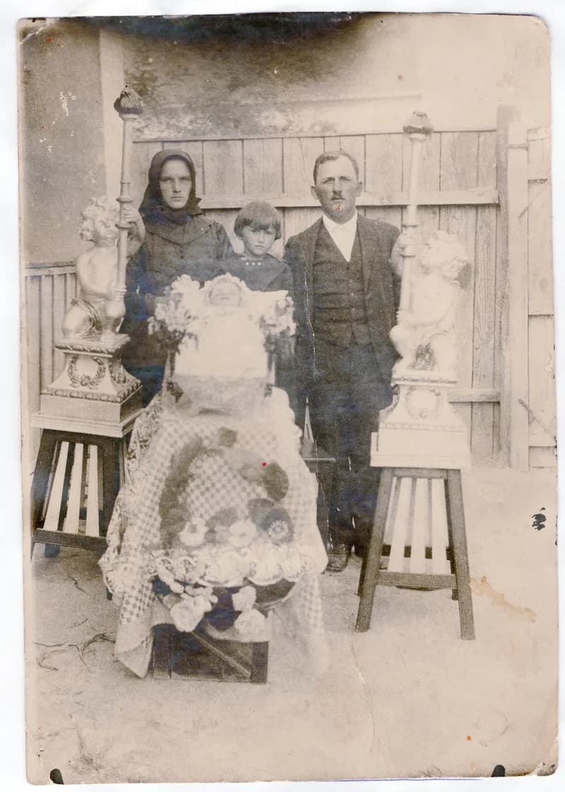 Kisgyermek temetése