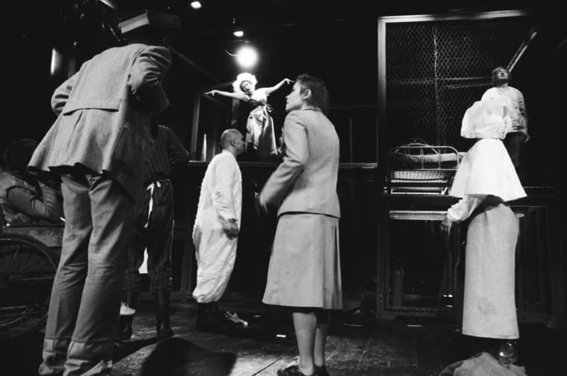 Tömöry Péter (r.), Tolnai Ottó: Paripacitrom 