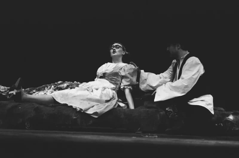 Tóth E.: A falu rossza, avagy a negyedik ablak /r.: Hernyák Gy./