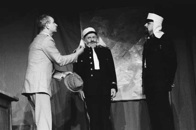 Rejtő Jenő : Kabaré (IV.)