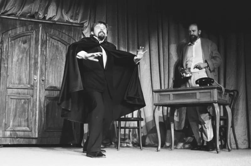 Rejtő Jenő : Kabaré (IV.)