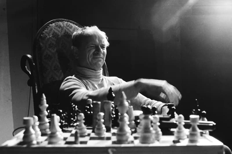 Aznap, amikor a pápát elrabolták