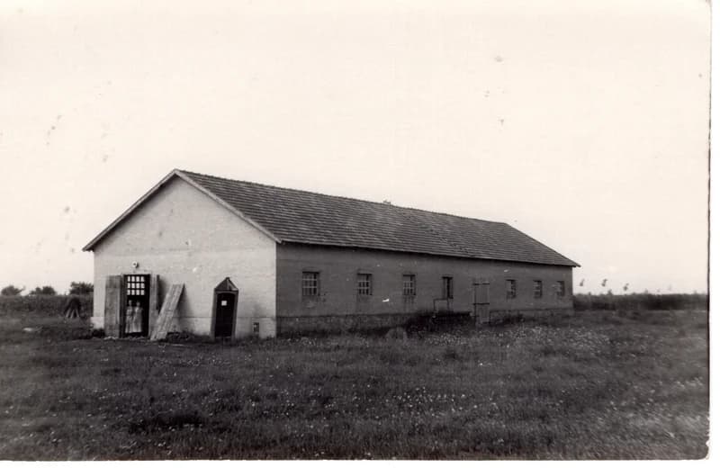 Kendergyár - raktár