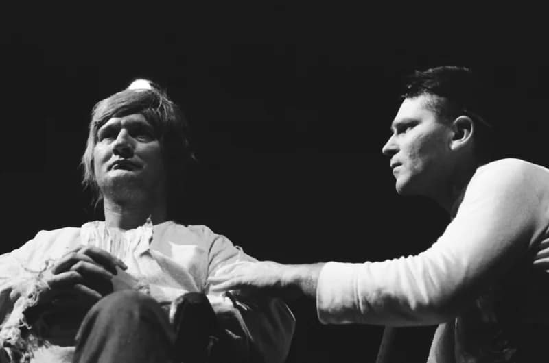 Tömöry Péter (r.), Tolnai Ottó: Paripacitrom 