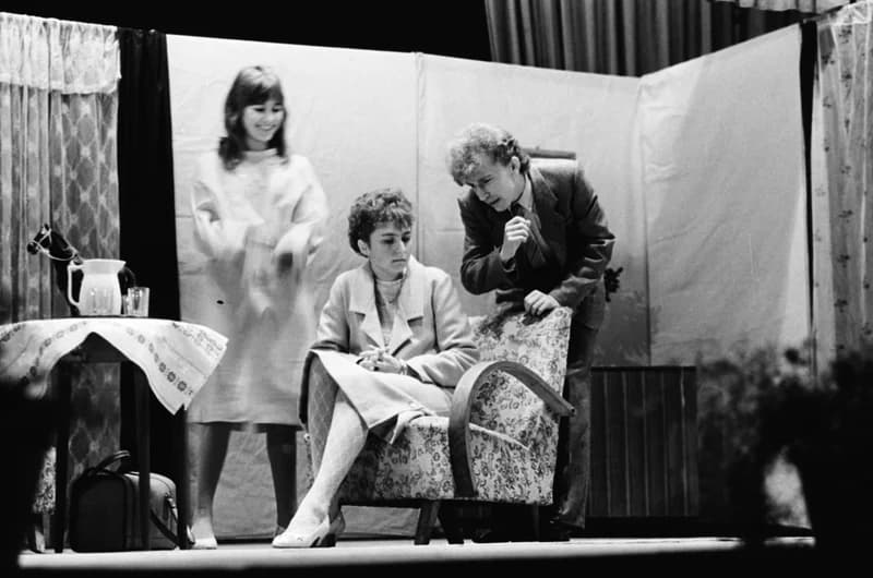 Négyesfogat. Kupuszinai műkedvelők