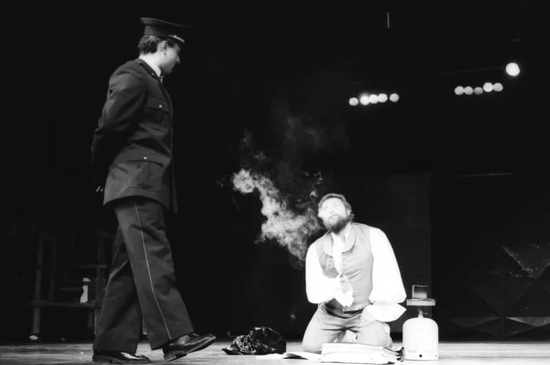 "R" Rövid Eleonóra. Fotók a műsorfüzetbe