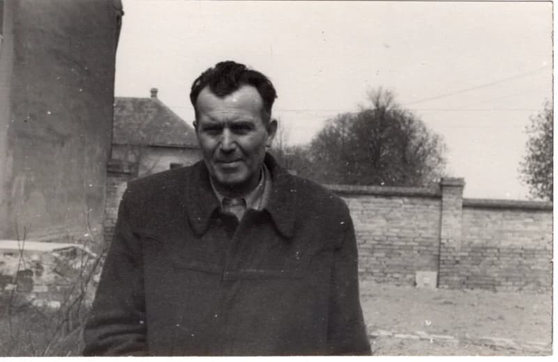 Bezerédi Lujo csáktornyai szobrász