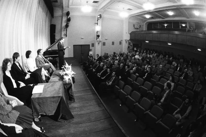 Az újvidéki színház épületének átadója