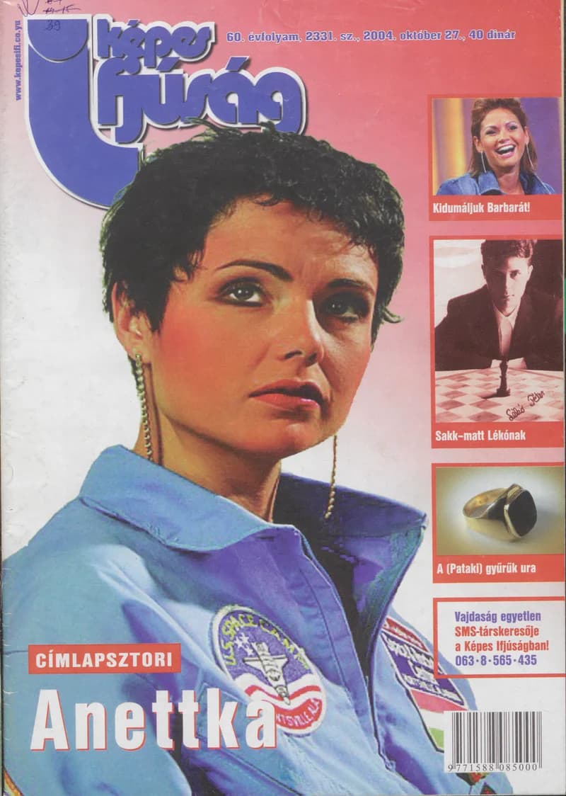 Képes Ifjúság, 60. évf. 2004. október 27. 2331. sz.