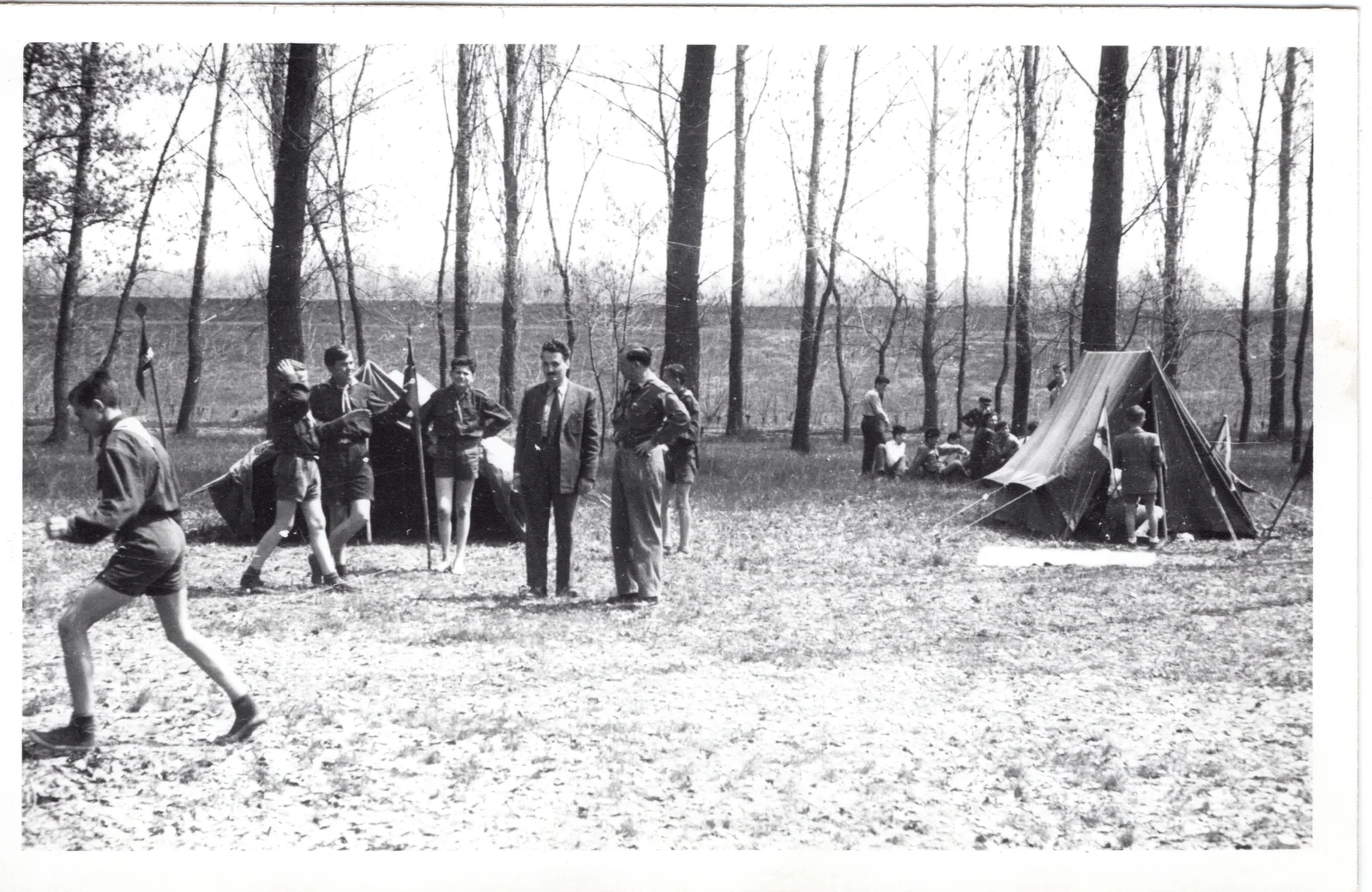 A felderítők tábora május 1-én